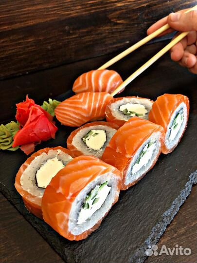 Оператор в суши бар