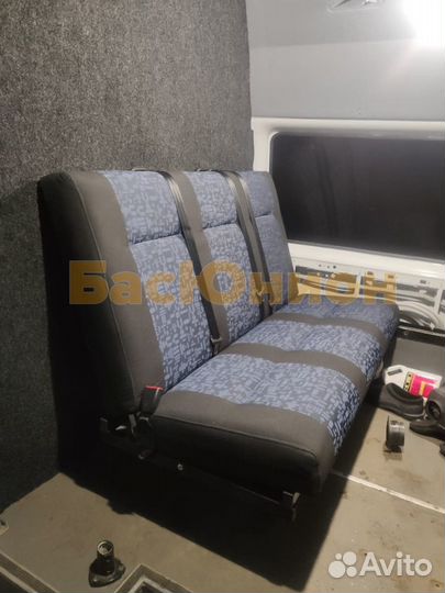 Диван раскладной в салон автомобиля Форд Транзит
