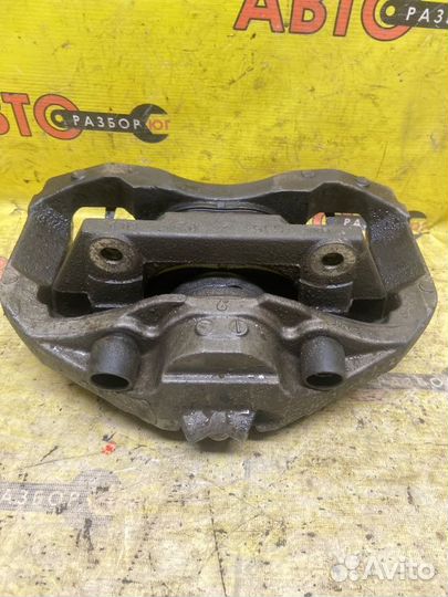 Суппорт передний правый Bmw 7-Series F01 N63B44