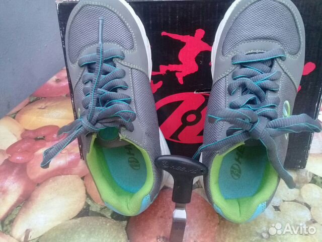 Роликовые кроссовки Heelys