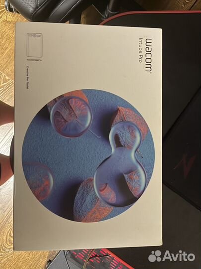 Графический планшет wacom intuos pro