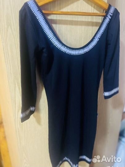 Платье Bershka 42-44