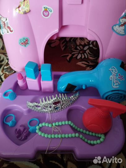 Тележка парикмахерская