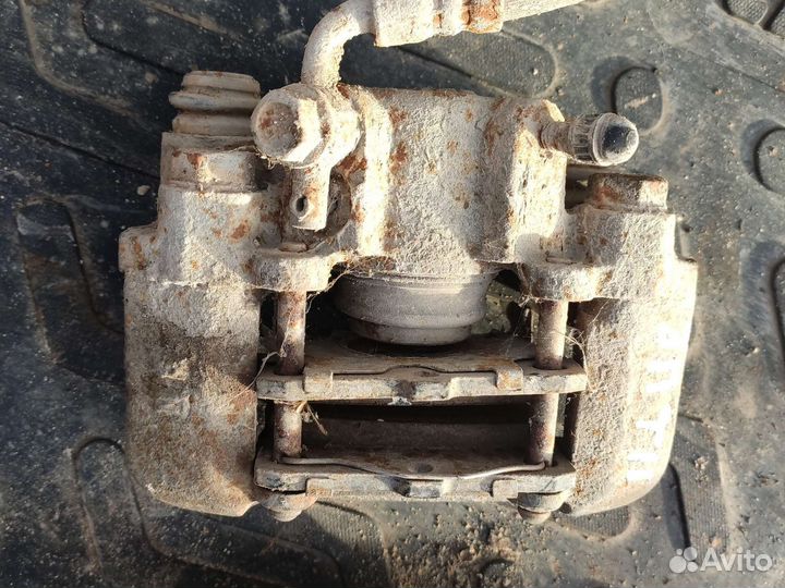 Задние тормозные суппорта чери тиго т11