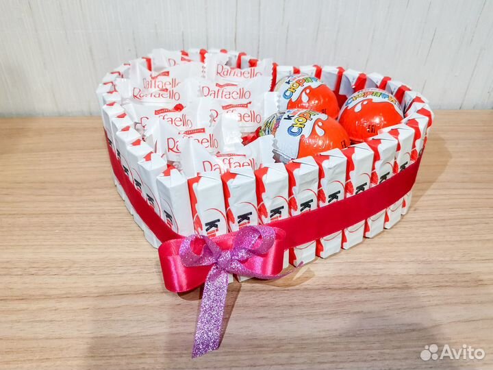 Сладкий подарок