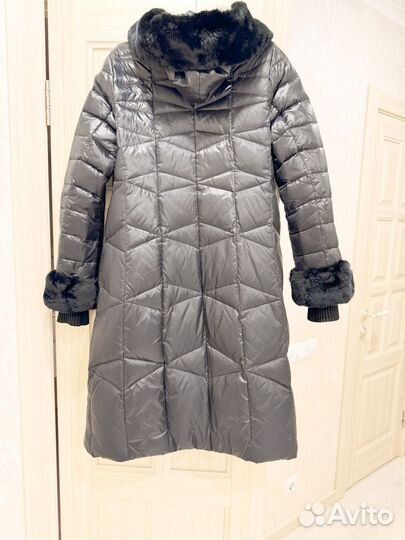 Пуховик женский