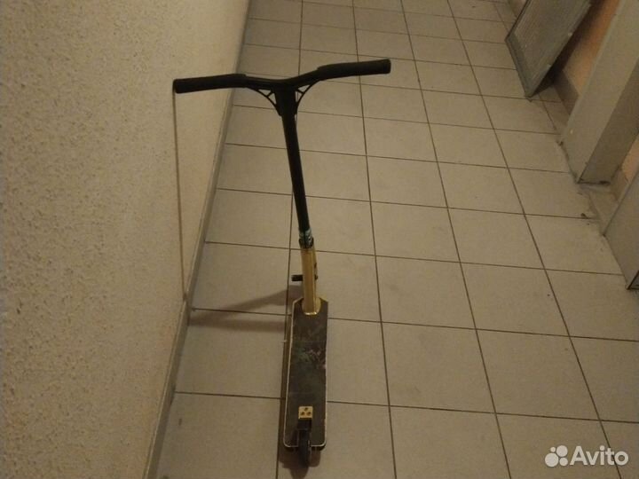 Трюковой самокат explore