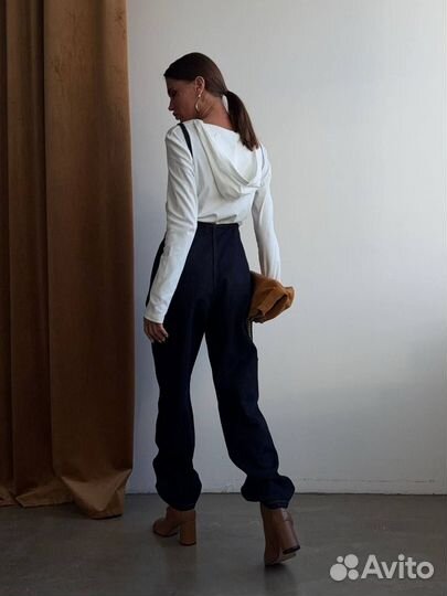 Женский комбинезон