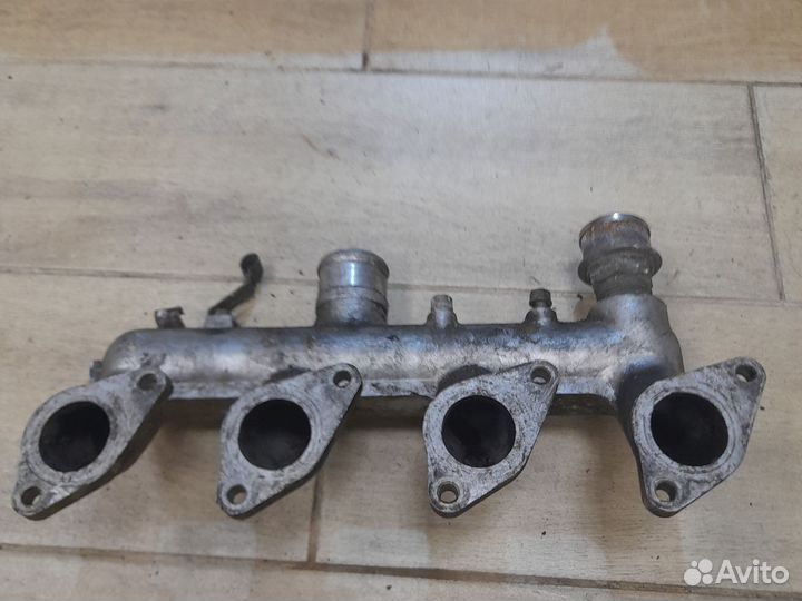 Впускной коллектор 4D56 Pajero 2