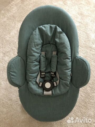 Шезлонг stokke steps bouncer