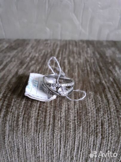 Серебряное кольцо