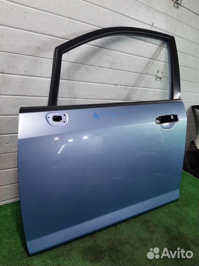 Дверь передняя левая Honda Jazz 2004