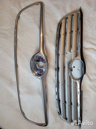 Решётка радиатора Corolla e120