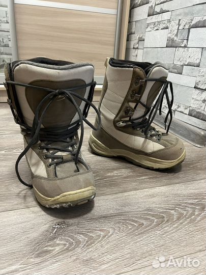 Сноубордические ботинки