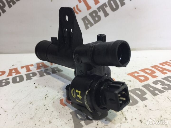 Рено Сценик Корпус термостата