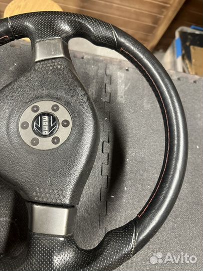 Руль momo от nissan skyline r34