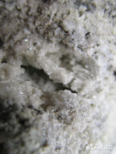 Гакманит и содалит. Интереснее в описании