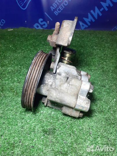 Насос гидроусилителя руля Nissan Murano Z50 VQ35DE