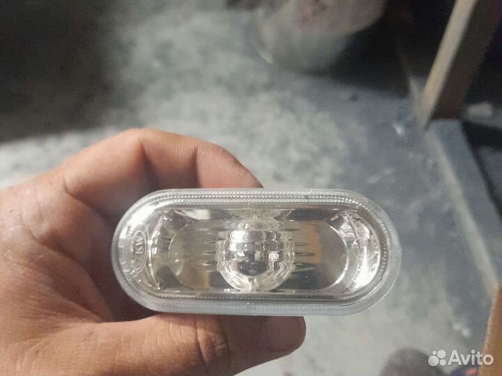 Поворотники на VW bora 1997-2005