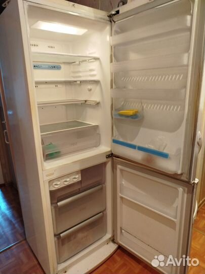 Холодильник бу LG