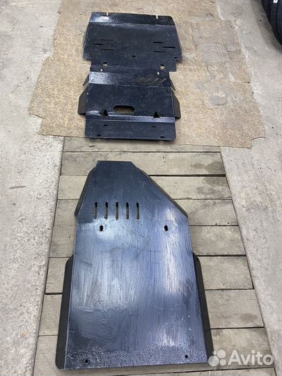 Защита двигателя Toyota Land Cruiser Prado 120