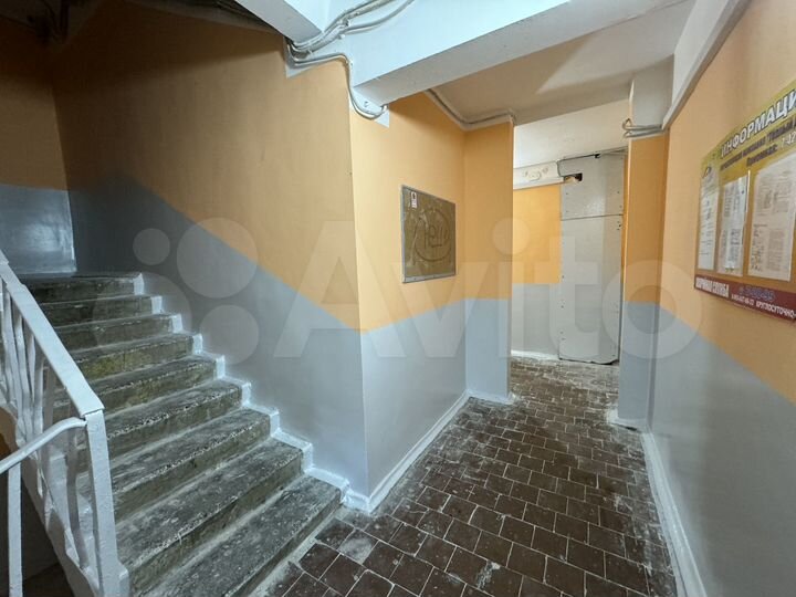 2-к. квартира, 49 м², 4/9 эт.