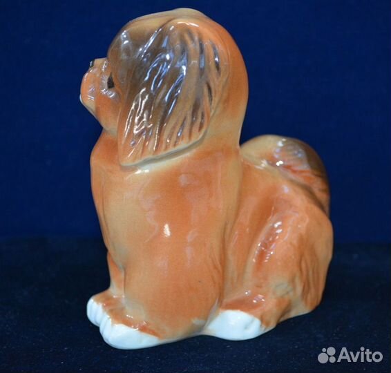 Фарфоровая статуэтка- пекинес лфз