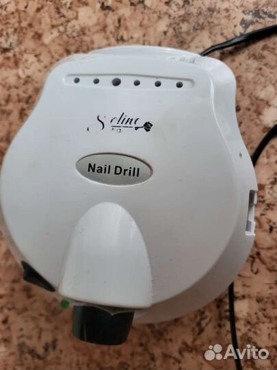Аппарат для маникюра и педикюра