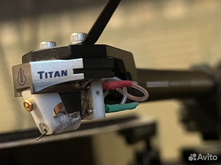 Пpоигрыватель аvid aсutus SP+тонарм SME+lyra Titan