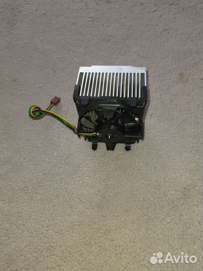 Продам радиатор процессора,с вентилятором