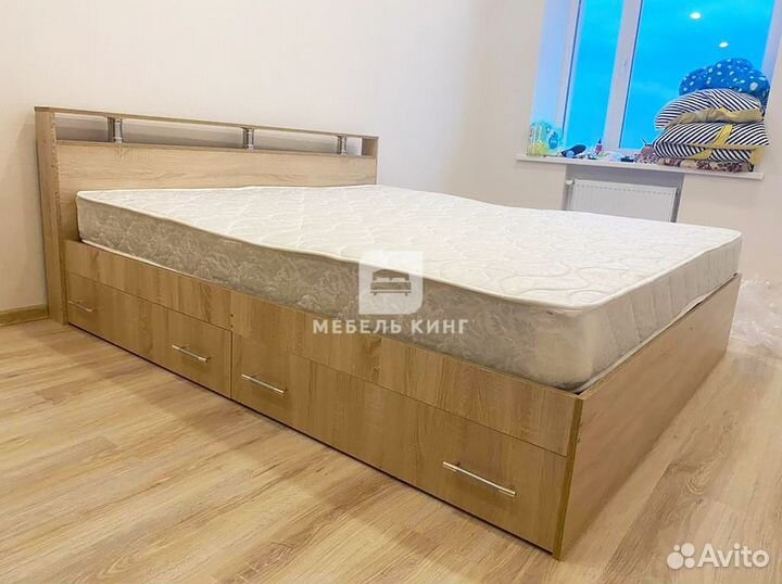 Кровать двуспальная