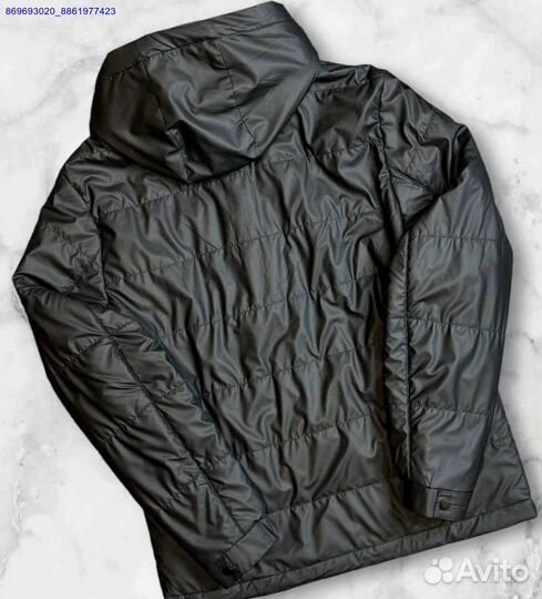 Calvin Klein: куртка для всех 48,50,54