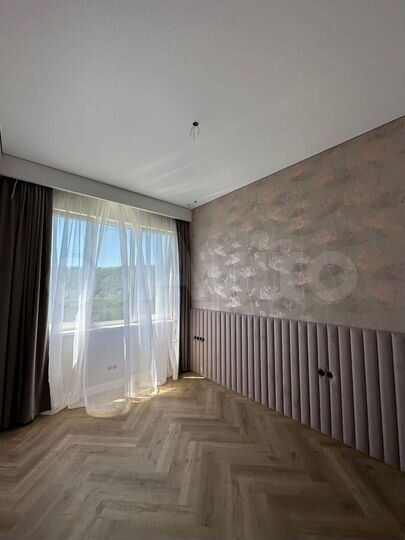 2-к. квартира, 48 м², 8/10 эт.