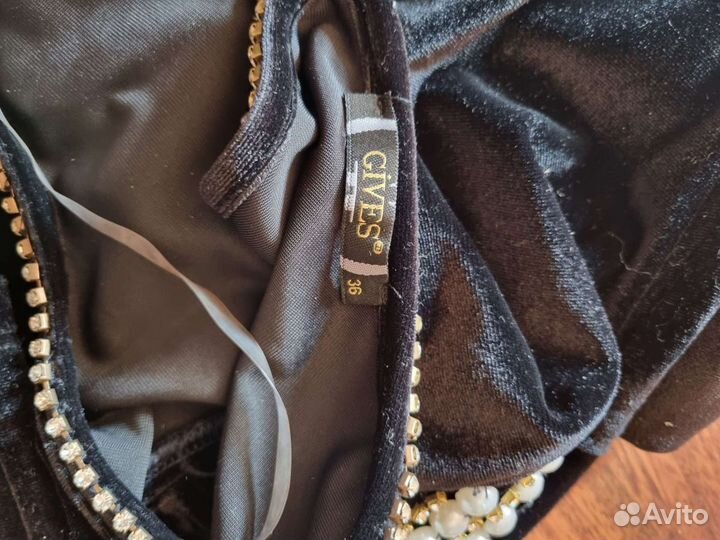 Маленькое черное платье