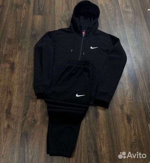 Спортивный костюм мужской