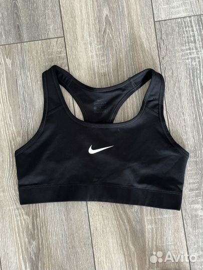 Спортивный топ бра nike S,M