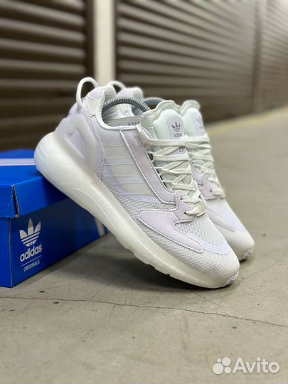 Кроссовки Adidas ZX5000