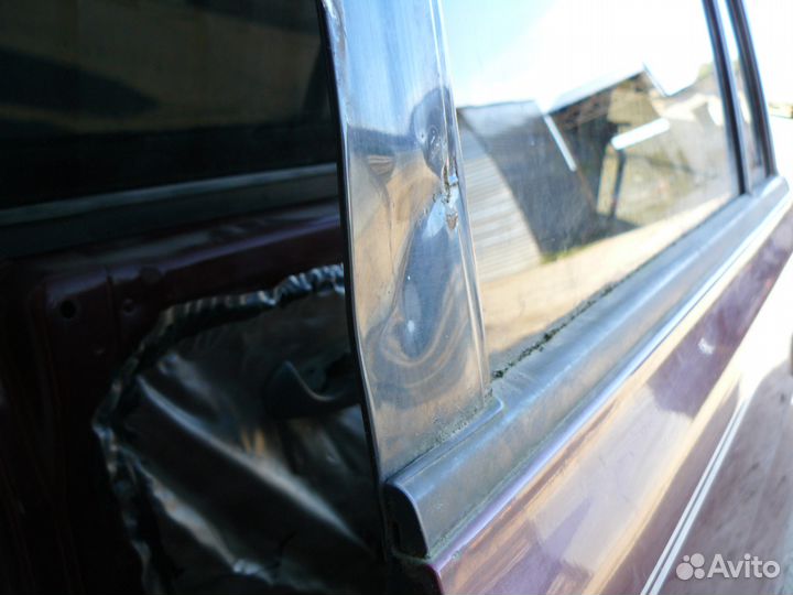 Дверь Mitsubishi Pajero Montero Sport Митсубиси