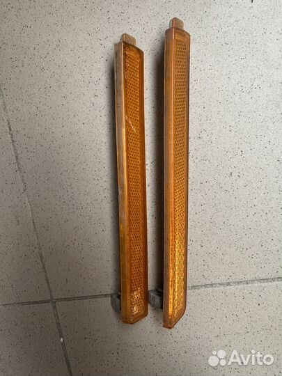 Задние отражатели бампера на cadillac cts 2