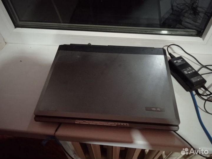 Продам ноутбук asus A6000