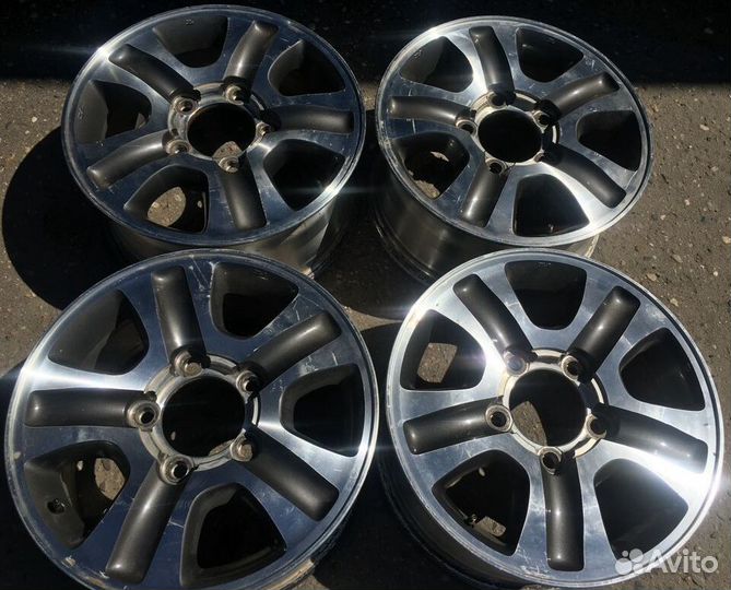 Литые Ленд Крузер 100 8x17/5x150 ET15 D110.5