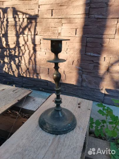 Подсвечник бронза