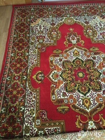 Ковер полушерстяной 2х3 пр-во Таджикской сср 1988г