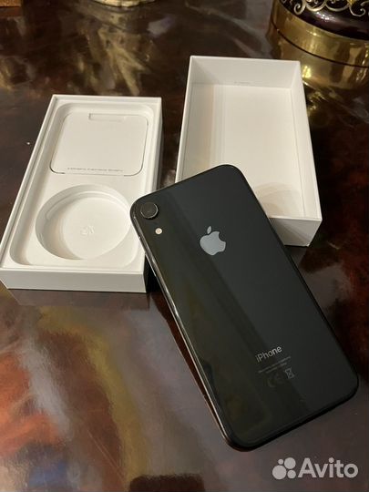 iPhone Xr, 64 ГБ