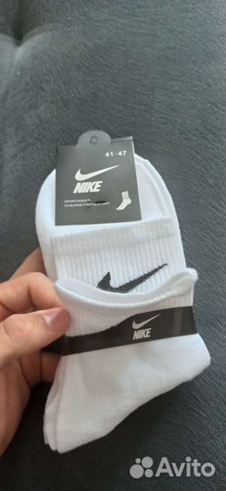 Носки Nike высокие белые
