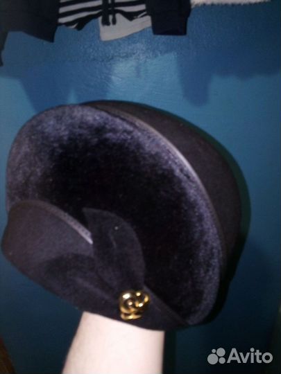 Женская шапка