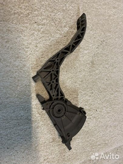 Педаль газа skoda fabia 1