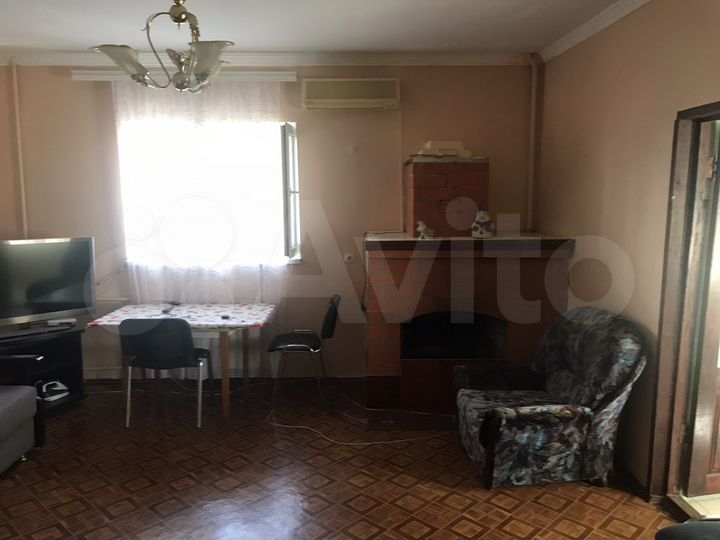 Комната 30 м² в 2-к., 2/2 эт.