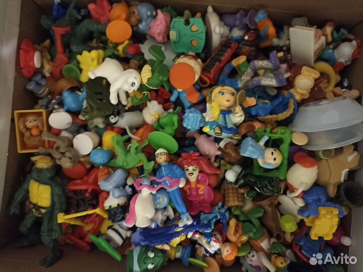 Игрушки из киндера