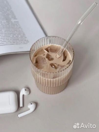 Стеклянные стаканы